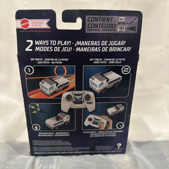 Buzz Lightyear remote control car and story book - Picture 4 of 5